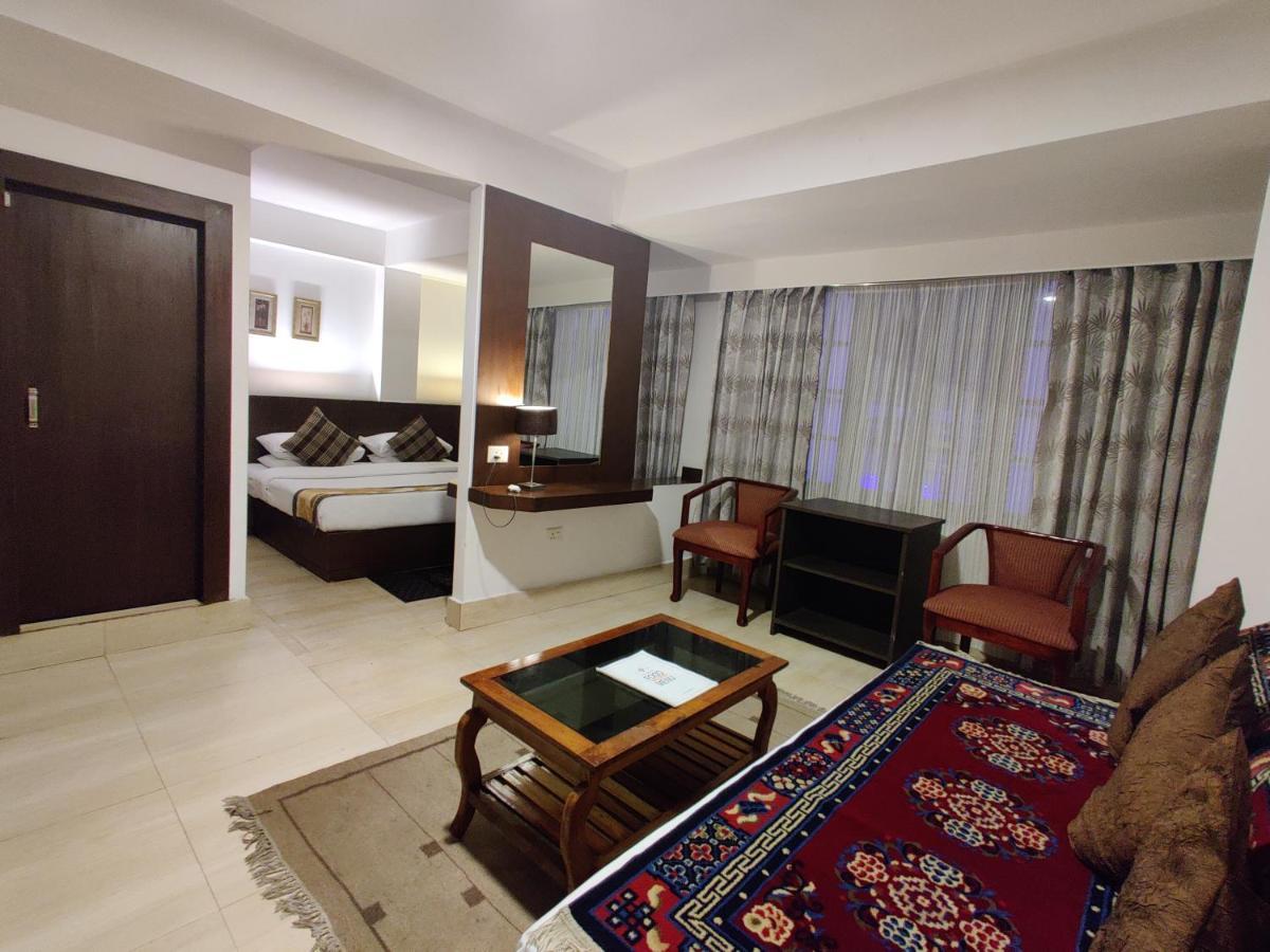 גנגטוק Hotel Tarayana מראה חיצוני תמונה